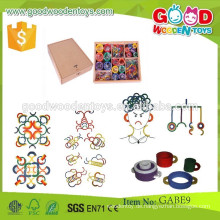 Neue Entwurfsspielzeug 35 * 35 * 8 cm Größe Kasten Spielwaren Soem hölzerne bunte Kinder Spielwarenringe
